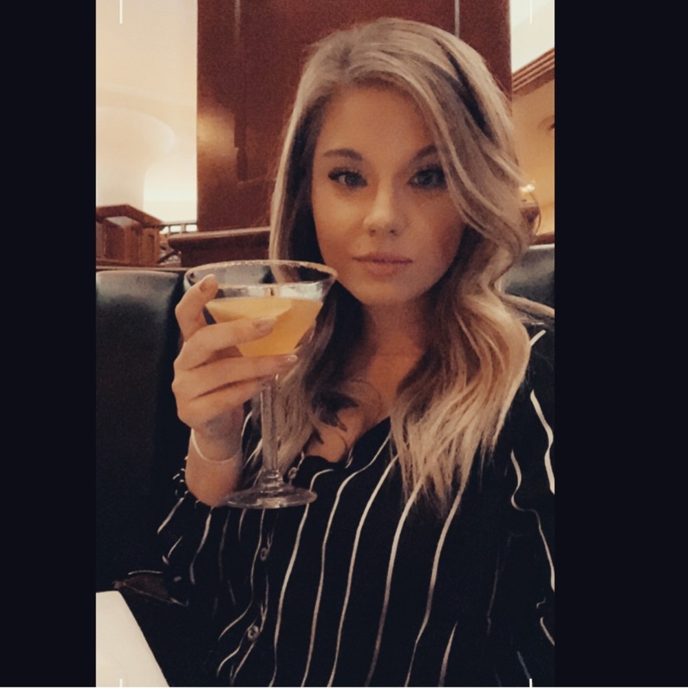 Meet your Posher, Laken